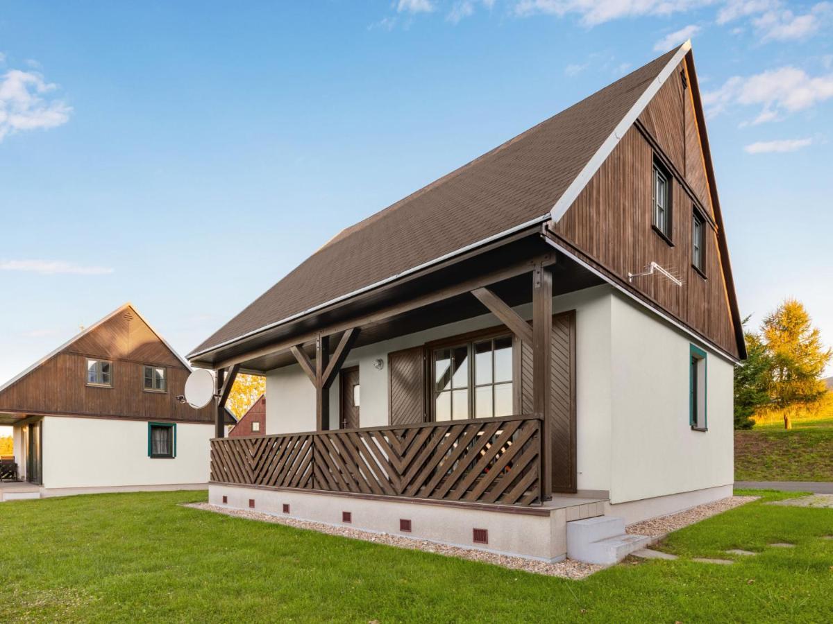 Holiday Home Holiday Hill 51 By Interhome Cista  Exterior photo